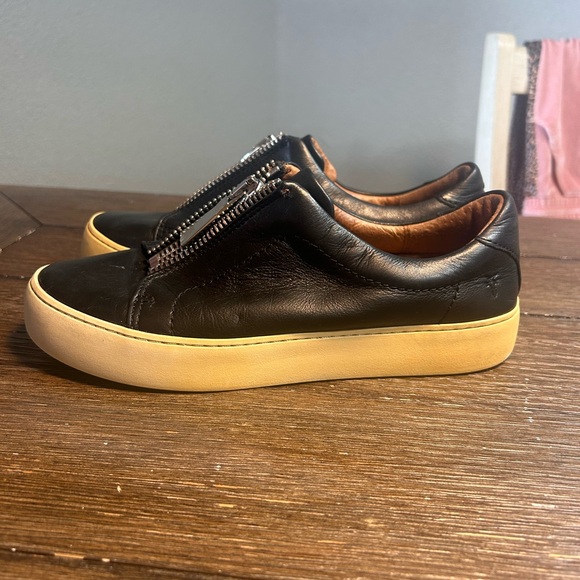 Frye Lena Leather zip sneakers size 7.5 - Picture 6 of 9